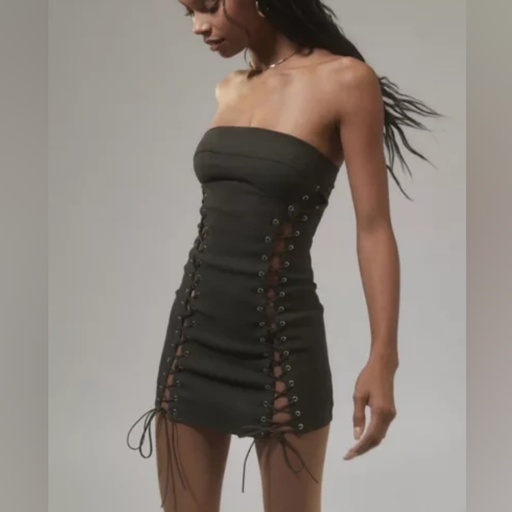 Urban Outfitters Motel Apisa mini dress Medium dark green NWT